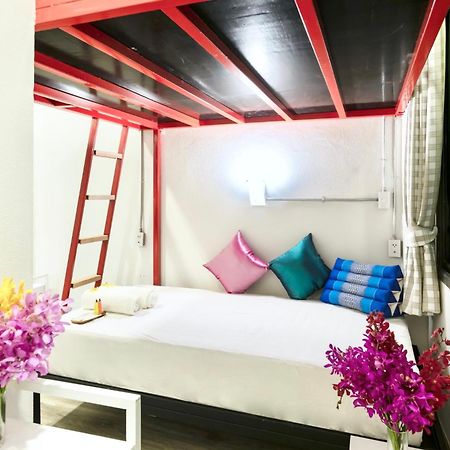 Red Door Heritage Hotel Бангкок Екстер'єр фото