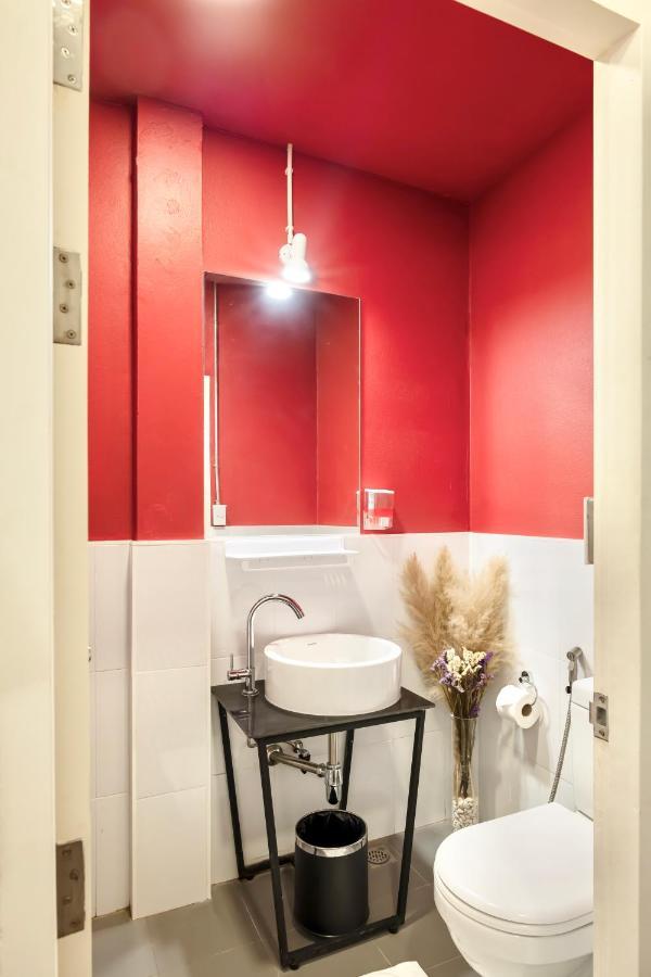 Red Door Heritage Hotel Бангкок Екстер'єр фото