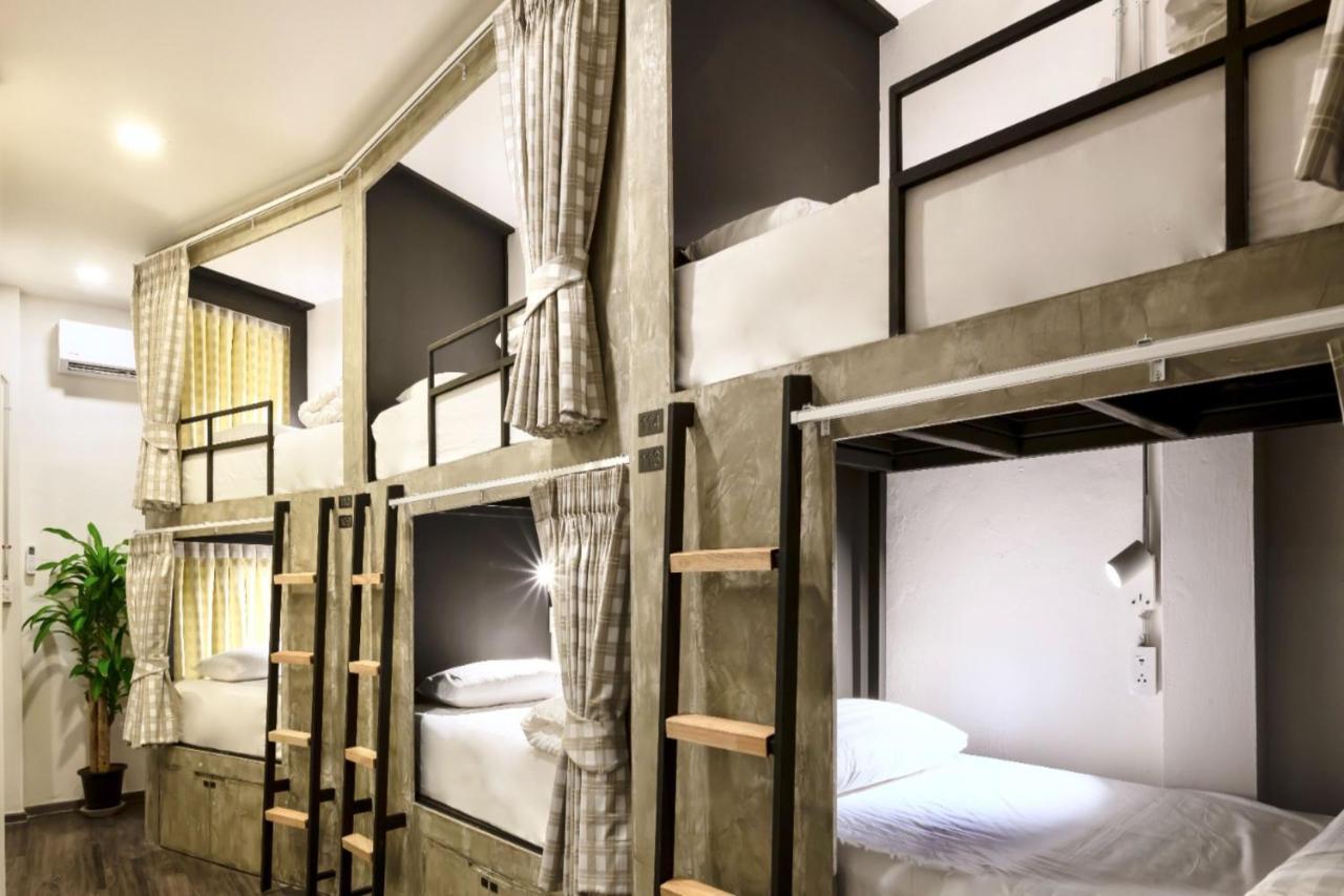 Red Door Heritage Hotel Бангкок Екстер'єр фото